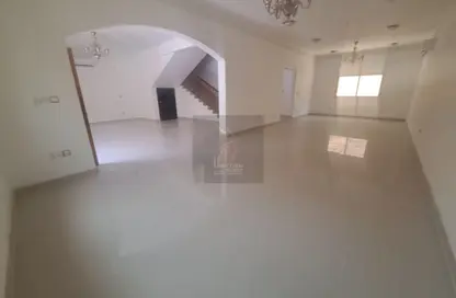 مجمع سكني - 4 غرف نوم - 4 حمامات للايجار في شارع العزيزة - العزيزية - الدوحة