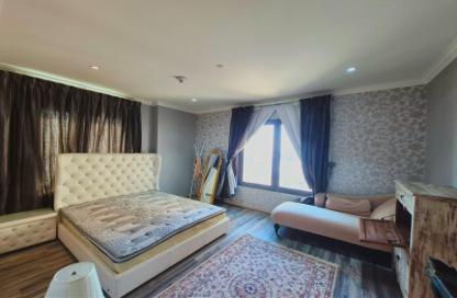 Apartment - 2 Bedrooms - 3 Bathrooms for rent in East Porto Drive - Porto Arabia - The Pearl Island - Doha