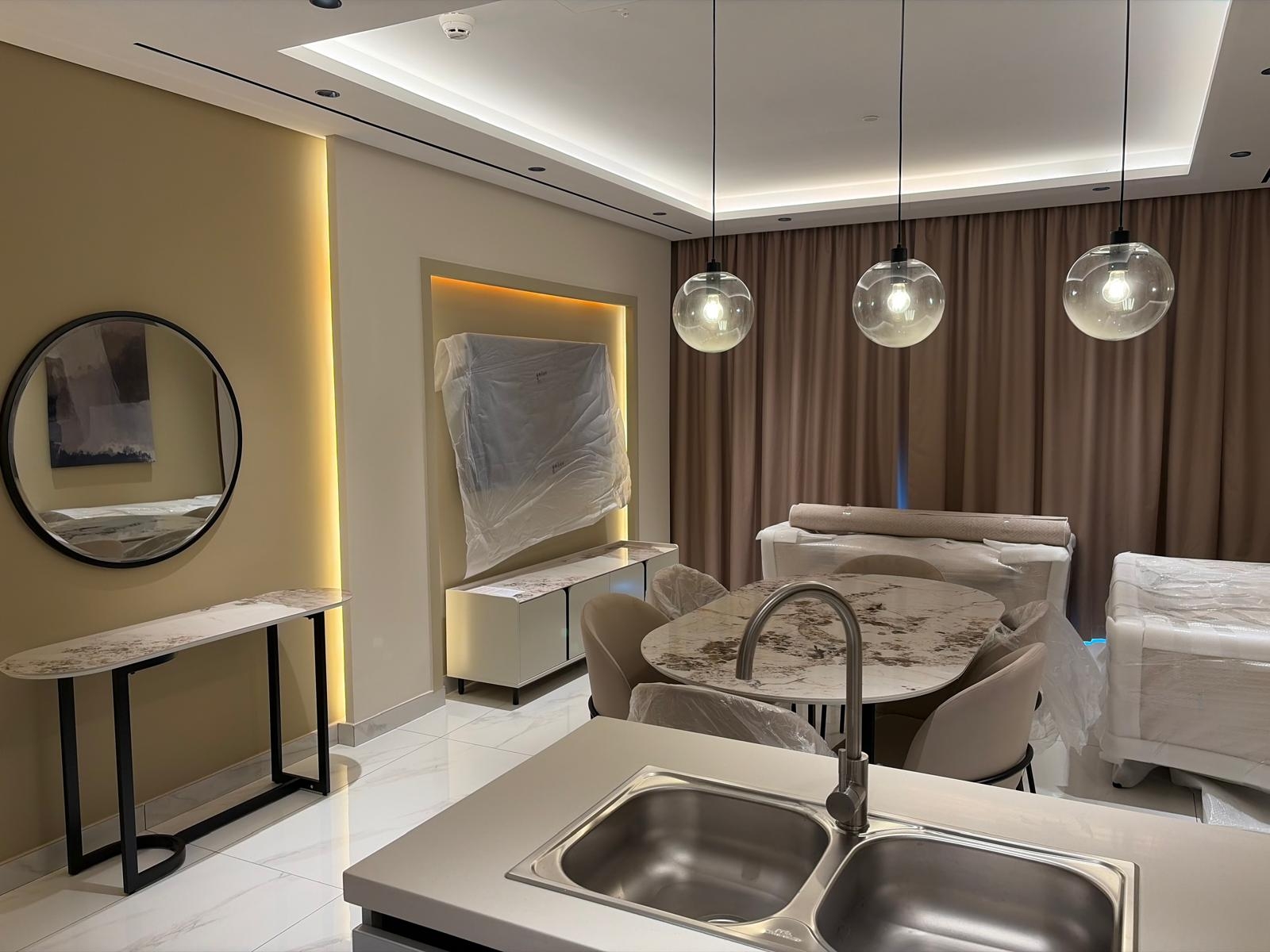 Luxurious 2bhk fully furnished with balcony thumbnail 7