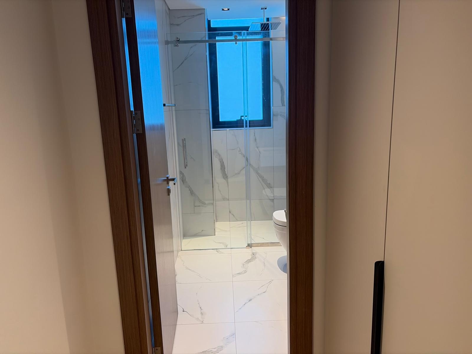 Luxurious 2bhk fully furnished with balcony thumbnail 12
