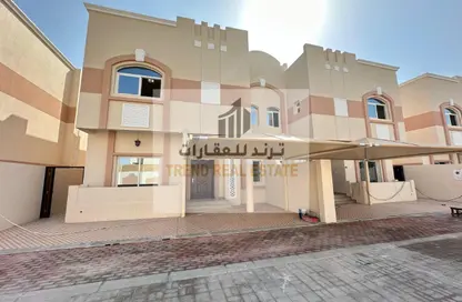 Villa - 5 Bedrooms - 5 Bathrooms for rent in Ain Khaled Villas - Ain Khaled - Doha