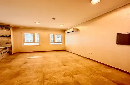 Apartment - Studio - 1 Bathroom for rent in Musheireb Apartments - Musheireb - Doha