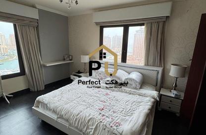 Apartment - 2 Bedrooms - 3 Bathrooms for rent in Porto Arabia - The Pearl Island - Doha
