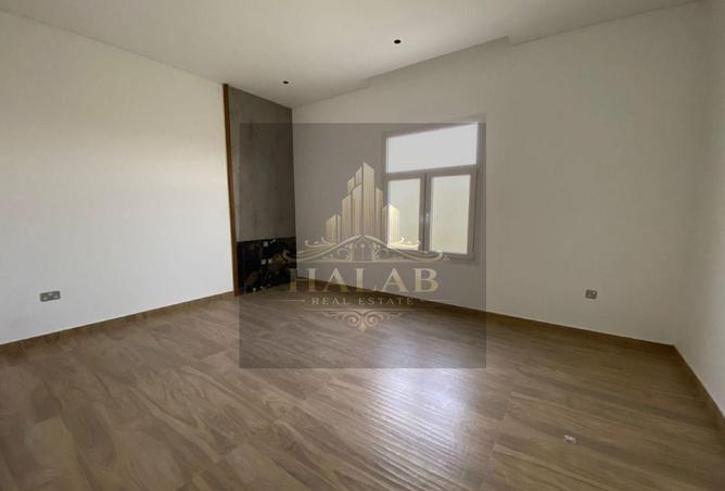 54592092 - صورة العقار 3