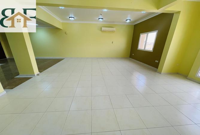 55128553 - Property Image 3