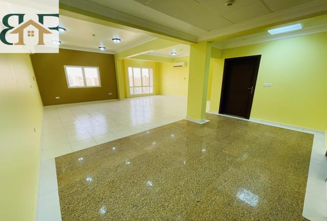 55128553 - Property Main Image