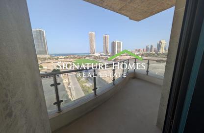 Apartment - 2 Bedrooms - 3 Bathrooms for rent in Marina Residences 195 - Marina District - Lusail