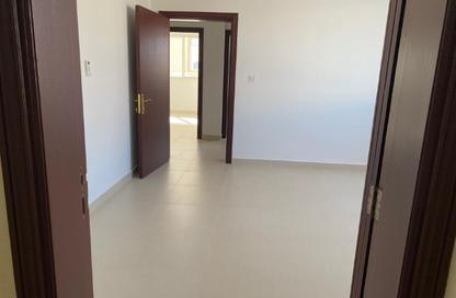 مجمع سكني - 2 غرف نوم - 1 حمام للايجار في شارع بو هامو - أبو هامور - الدوحة مجمع سكني - 2 غرف نوم - 1 حمام للايجار في شارع بو هامو - أبو هامور - الدوحة