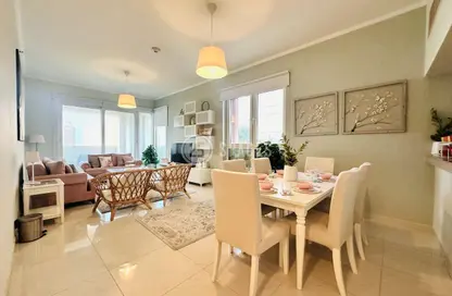 Apartment - 2 Bedrooms - 3 Bathrooms for sale in Viva East - Viva Bahriyah - The Pearl Island - Doha