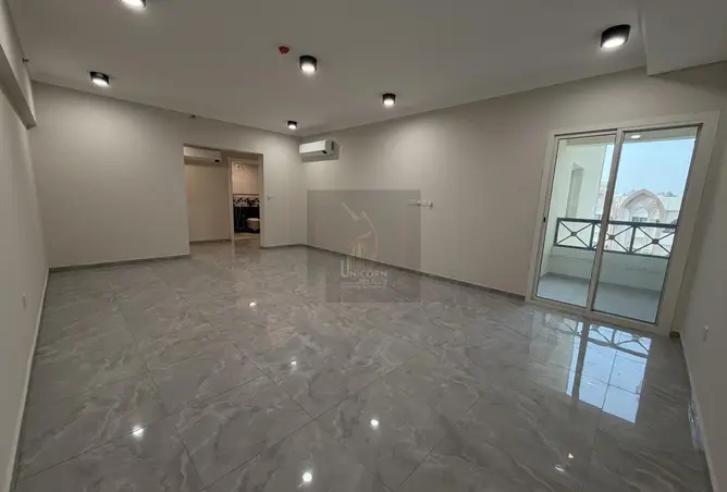 63186441 - Property Image 2
