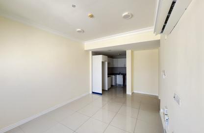 Apartment - 2 Bedrooms - 2 Bathrooms for rent in Old Airport Road - Old Airport Road - Doha