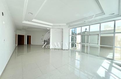 Villa - 7 Bedrooms - 7+ Bathrooms for rent in Souk Al gharaffa - Al Gharrafa - Doha