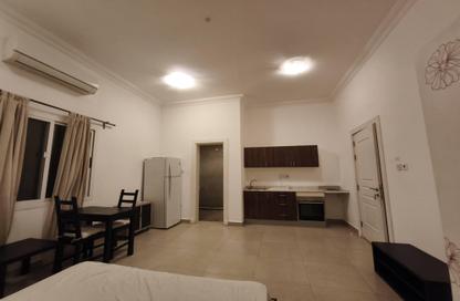 Apartment - Studio - 1 Bathroom for rent in Al Kharaitiyat - Al Kharaitiyat - Al Kharaitiyat - Umm Salal Mohammed