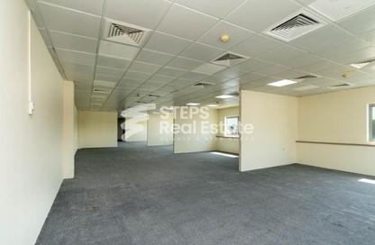 Office Space - Studio - 3 for rent in Al Hilal - Al Hilal - Doha