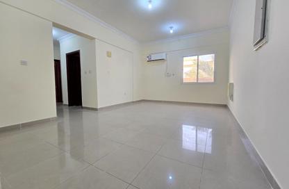 Apartment - 2 - 2 for rent in Bin Omran 35 - Fereej Bin Omran - Doha