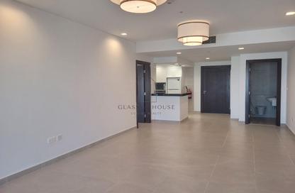 Apartment - 1 Bedroom - 2 Bathrooms for sale in Al Mutahidah Tower - Viva Bahriyah - The Pearl Island - Doha