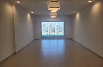 Apartment - 1 Bedroom - 2 Bathrooms for sale in Al Mutahidah Tower - Viva Bahriyah - The Pearl Island - Doha