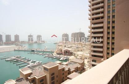 Apartment - 2 Bedrooms - 2 Bathrooms for rent in Tower 9 - Porto Arabia - The Pearl Island - Doha