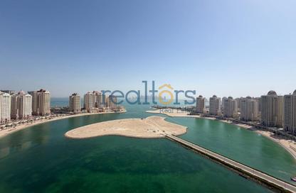 Apartment - 3 Bedrooms - 5 Bathrooms for rent in Viva West - Viva Bahriyah - The Pearl Island - Doha