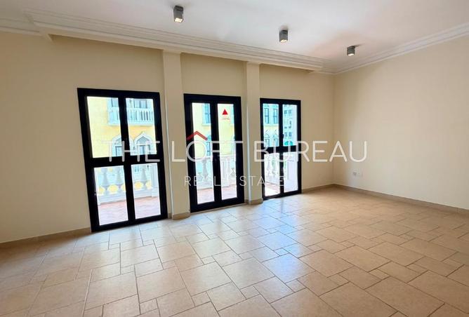 60110088 - Property Image 2