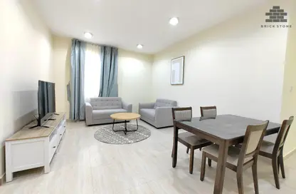 Apartment - 2 Bedrooms - 2 Bathrooms for rent in Al Sadd Road - Al Sadd - Doha