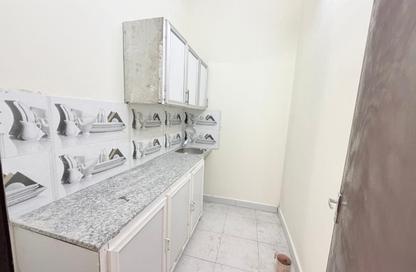 Apartment - 1 Bedroom - 1 Bathroom for rent in New Salata - Salata - Doha