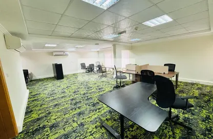 مساحات مكتبية - استوديو - 2 حمامات للايجار في دي رينح رود فلاتس - الطريق الدائري الرابع - الدوحة