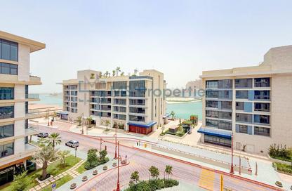 شقة - 2 غرف نوم - 3 حمامات للبيع في كريستال ريزيدنس - جزيرة جيوان - جزيرة اللؤلؤة - الدوحة