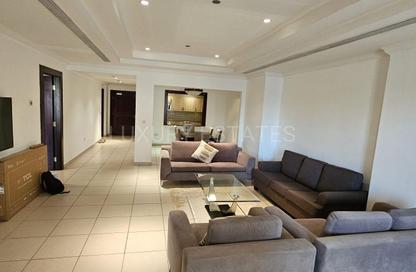 Apartment - 1 - 2 for sale in West Porto Drive - Porto Arabia - The Pearl Island - Doha