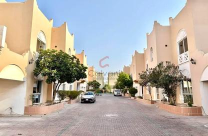 Compound - 3 - 3 for rent in Old Airport Road - Old Airport Road - Doha