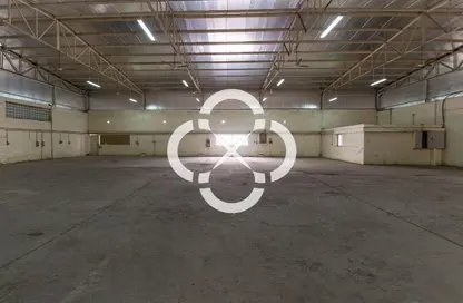 Warehouse - Studio for rent in Industrial Area 1 - Industrial Area - Doha