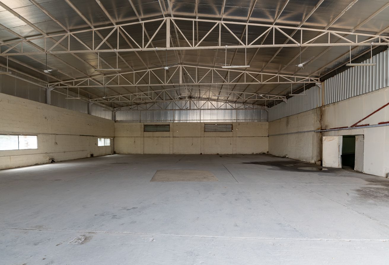 Ideal Storage for Business Operations | 2,600 SQM