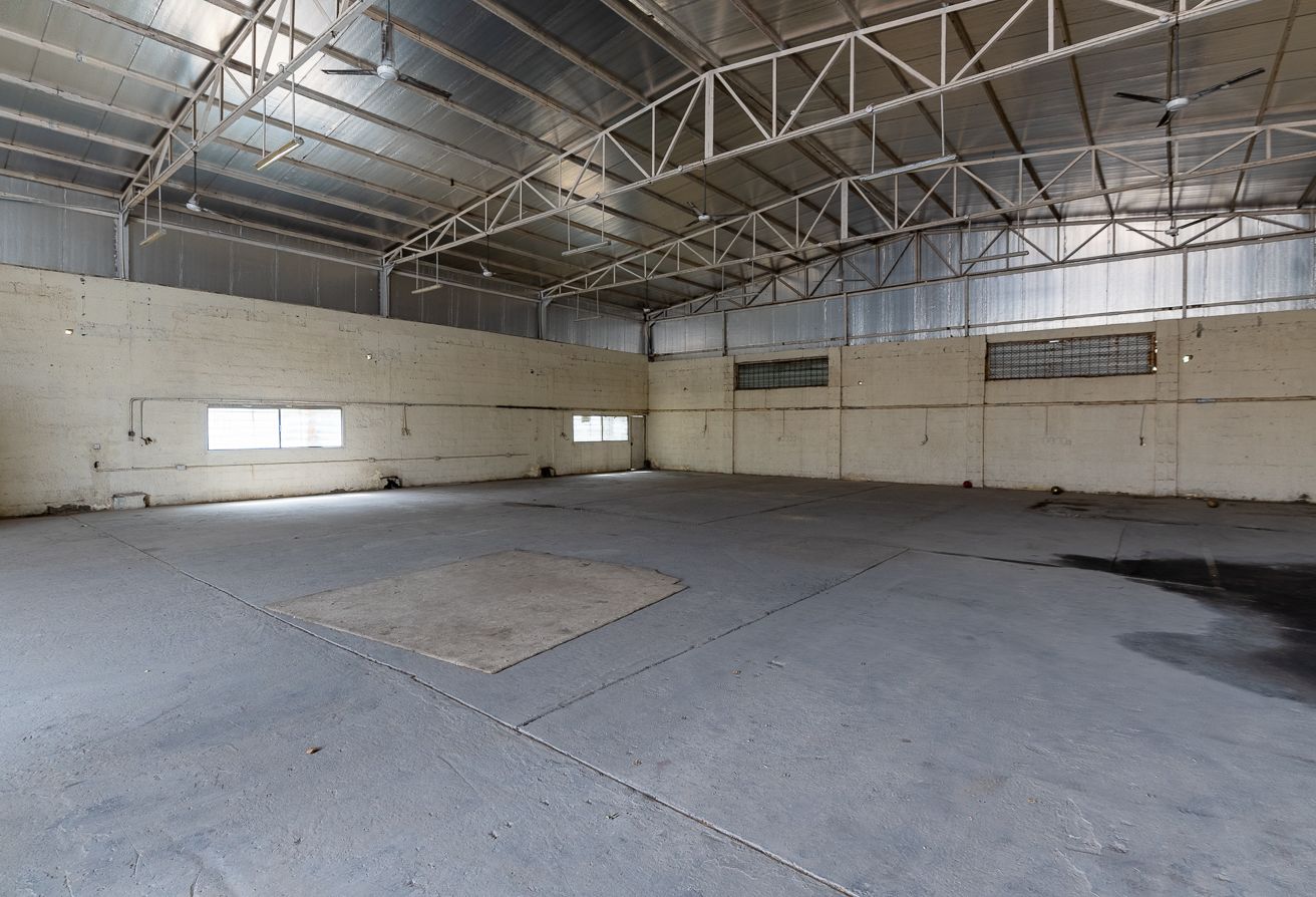 Ideal Storage for Business Operations | 2,600 SQM