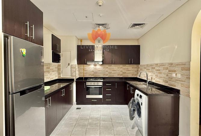 60225570 - Property Image 2