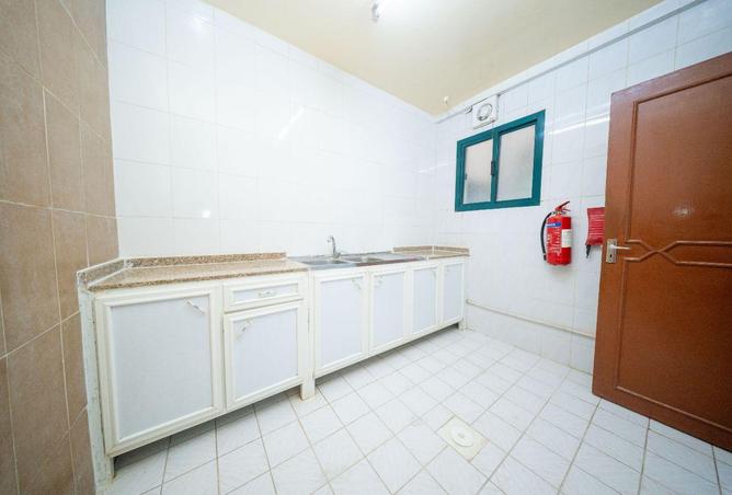 53521089 - صورة العقار 3