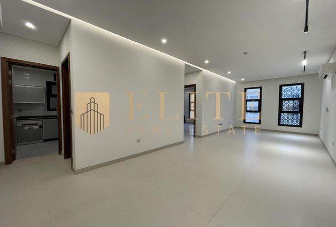 Luxurious Two Master Bedrooms Brand New