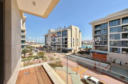 Apartment - 2 Bedrooms - 3 Bathrooms for rent in Crystal Residence - Gewan Island - The Pearl Island - Doha