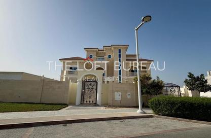 Villa - 6 Bedrooms - 7 Bathrooms for sale in Huzoom Villas - Lusail City - Lusail Villa - 6 Bedrooms - 7 Bathrooms for sale in Huzoom Villas - Lusail City - Lusail