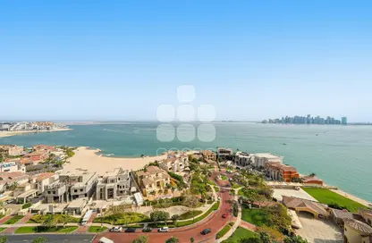 Apartment - 2 Bedrooms - 3 Bathrooms for rent in Viva West - Viva Bahriyah - The Pearl Island - Doha