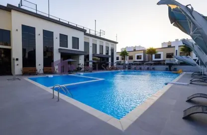 مجمع سكني - 5 غرف نوم - 5 حمامات للايجار في بيفرلي هيلز - الريان القديمة - الريان - الدوحة