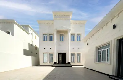 Villa - 7+ Bedrooms - 7+ Bathrooms for sale in Al Kheesa - Al Kheesa - Umm Salal Mohammed