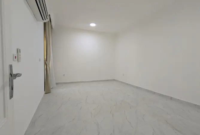 61674363 - Property Image 3