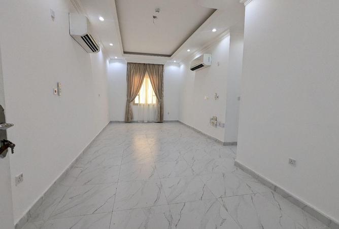 61674363 - Property Main Image