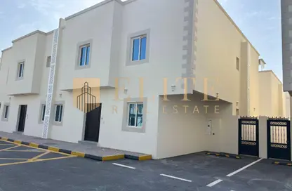 Compound - 6 Bedrooms - 6 Bathrooms for rent in Al Kheesa - Al Kheesa - Umm Salal Mohammed