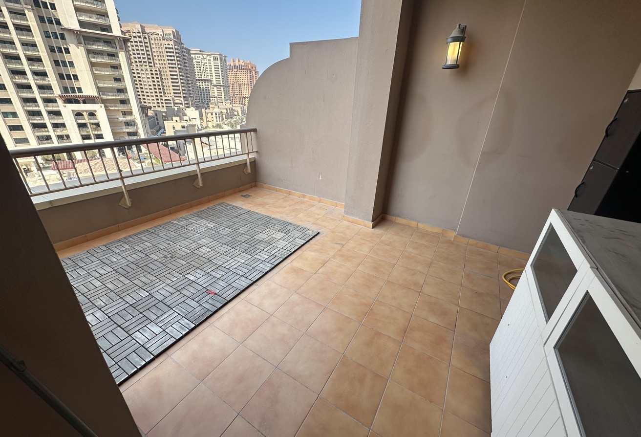 1 Bedroom Furnished Including Bills City View thumbnail 9