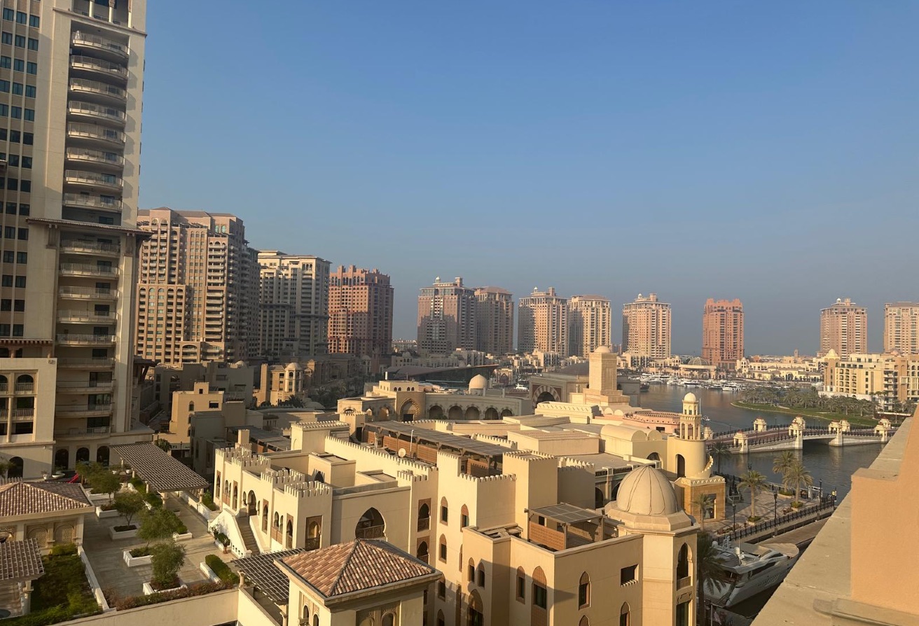 1 Bedroom Furnished Including Bills City View thumbnail 9