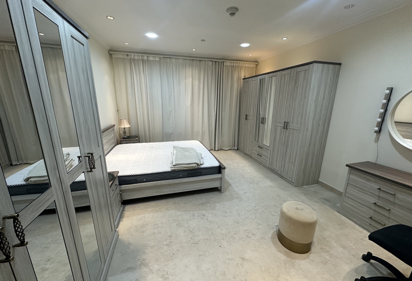 1 Bedroom Furnished Including Bills City View thumbnail 7