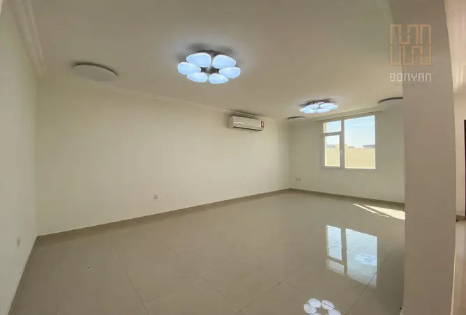 62525359 - Property Image 2