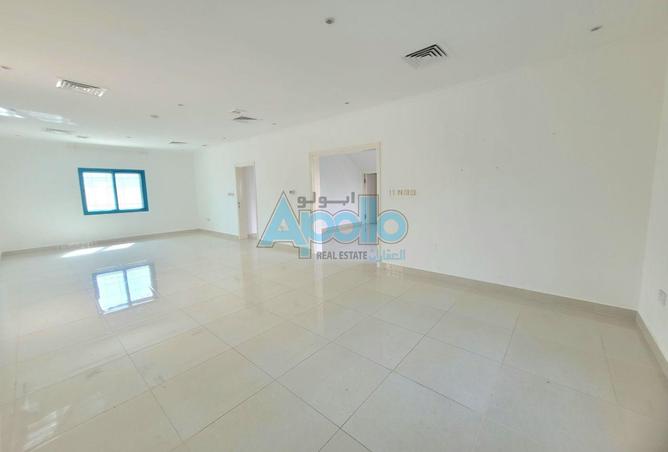 58577814 - Property Image 2