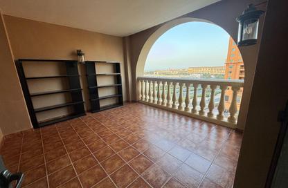 Apartment - 1 Bedroom - 2 Bathrooms for rent in Tower 16 - Porto Arabia - The Pearl Island - Doha